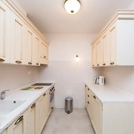 דירה Old Town Three Bedroom Apartment Asti Mande 1 ספליט