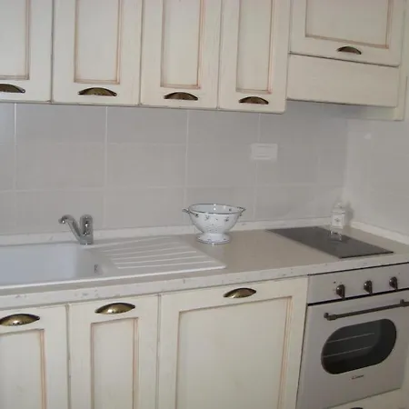 아파트 Old Town Three Bedroom Apartment Asti Mande 1 스플리트